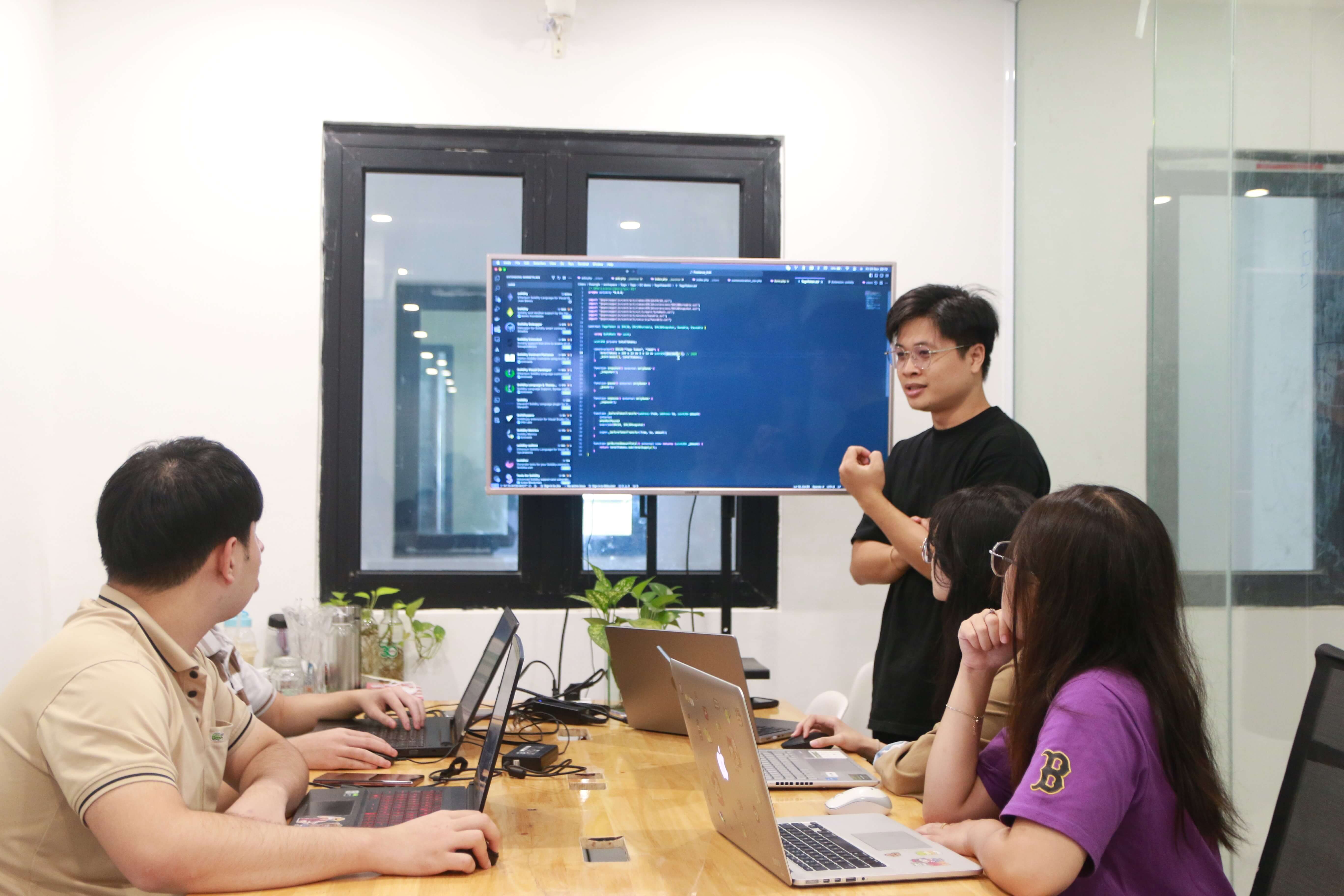 Platinum Huế, Công ty TNHH Platinum Huế, Platinum tuyển dụng, Việc làm cntt huế, việc làm it Huế, Công ty lập trinh uy tín ở Huế